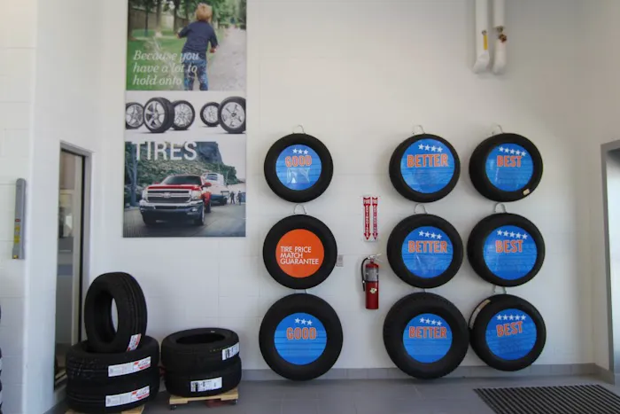 Dahl Chevrolet GMC Service 7