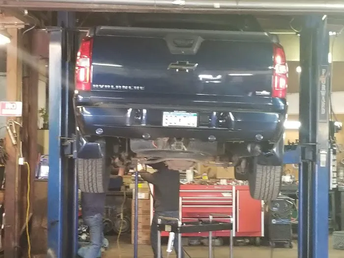 Dale Transmission & Auto Repair 7