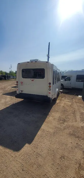 Quality Truck And Bus Repair 3