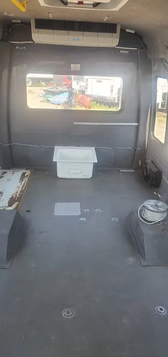 Quality Truck And Bus Repair 4