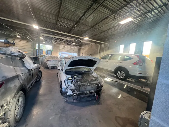 Alfonsio Auto Body Shop LLC 6