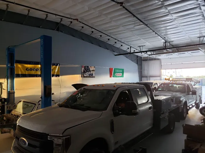 Wolfies Tire & Auto 9