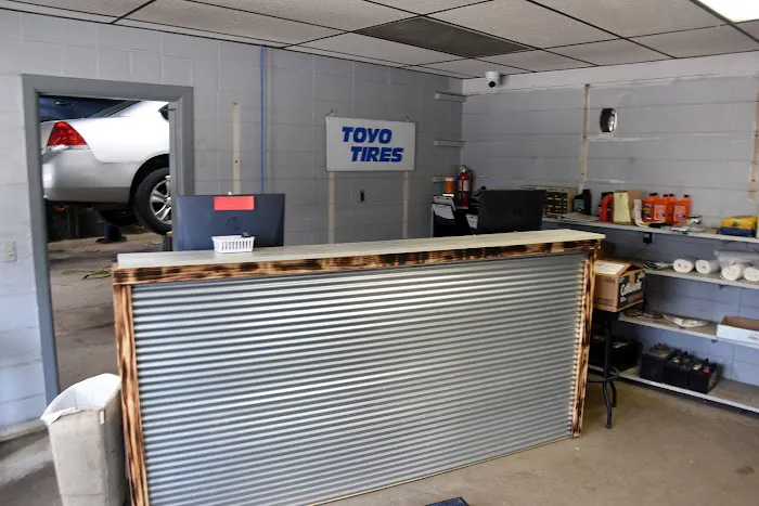 Rollingstone Auto Repair 0