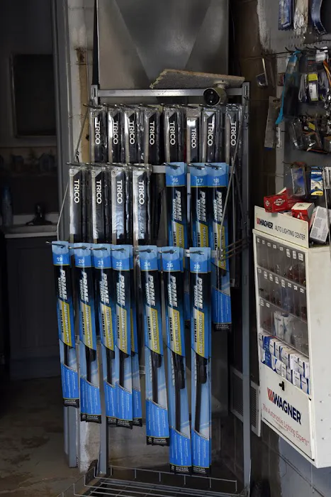 Rollingstone Auto Repair 1