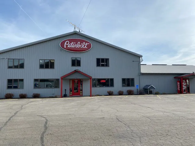 Allstate Peterbilt of Winona 8