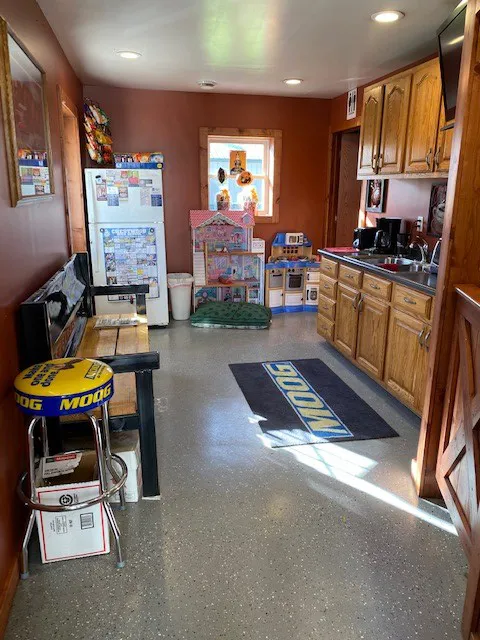 Darland's Auto Repair 3