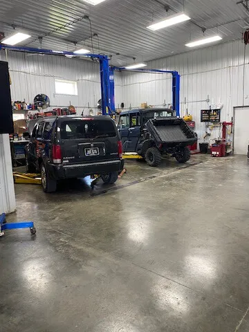 Darland's Auto Repair 9