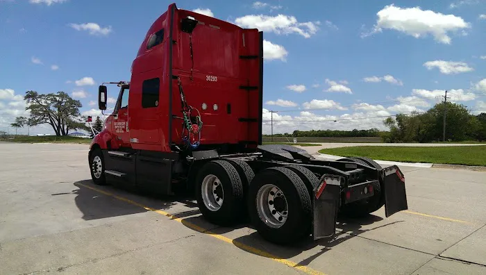 La Farge Truck Center 0