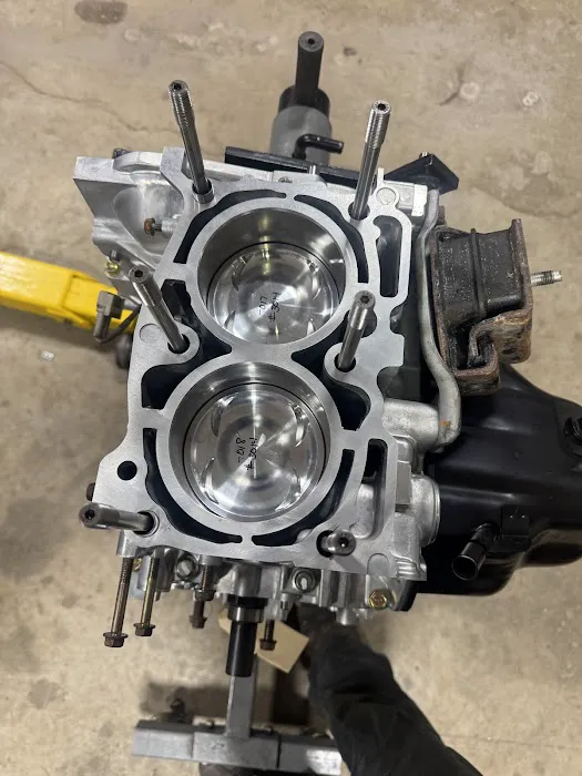 Cam’s Automotive 8