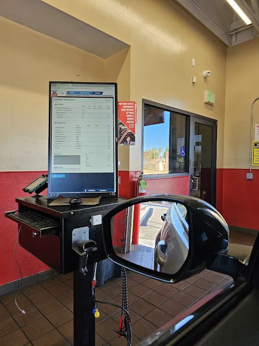 Valvoline Instant Oil Change 1