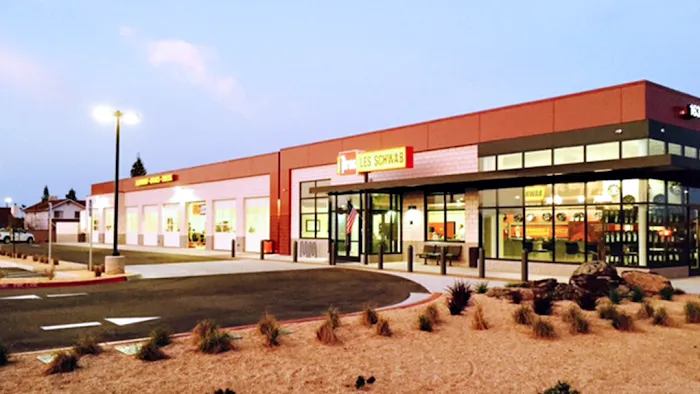 Les Schwab Tire Center 9