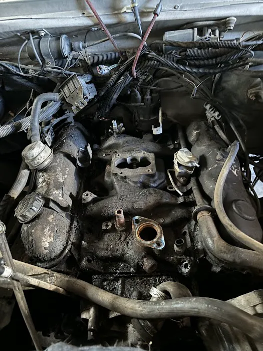 Auto Repair Mechanics Pineda Mecanico 1