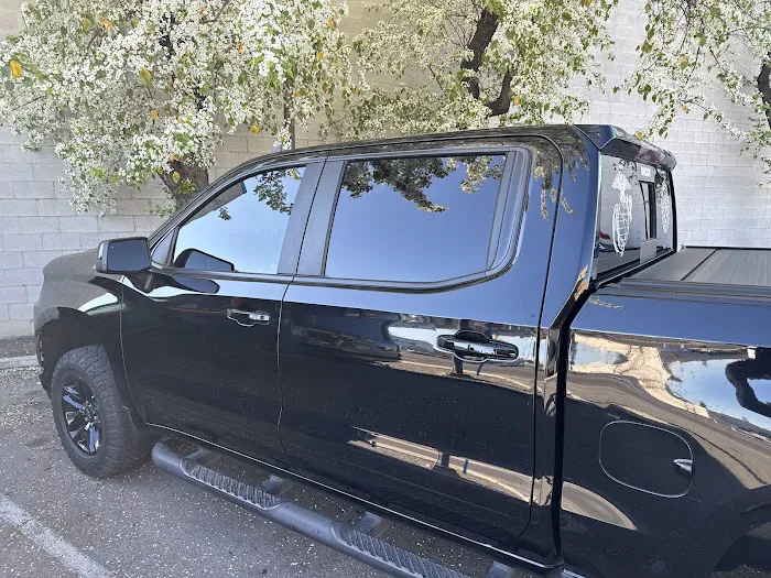 Julian's Window Tinting 4