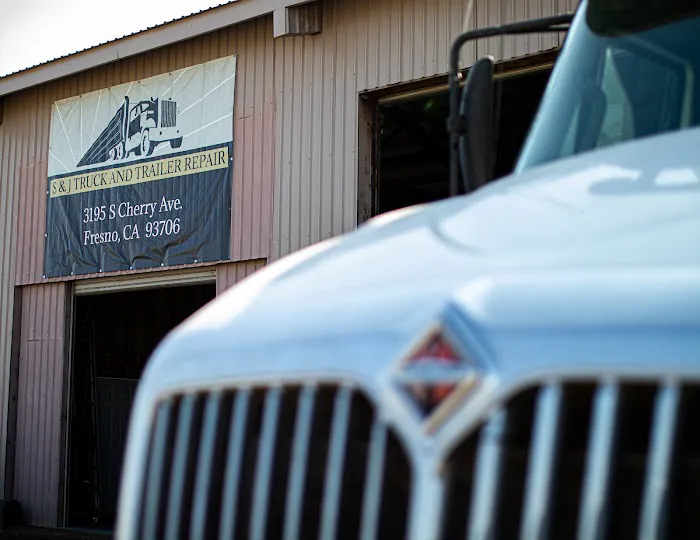 S & J Truck and Trailer Repair LLC 3