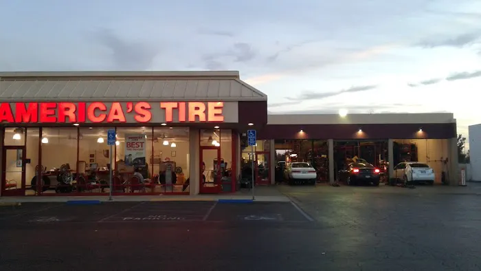 America's Tire 0