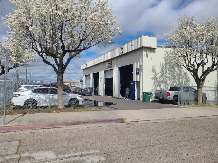 Mendocino Auto Service 0