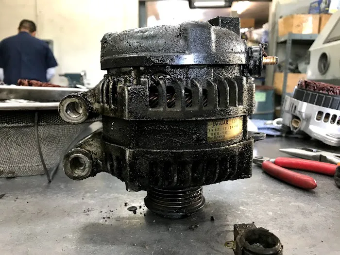 Javys Auto Repair 4