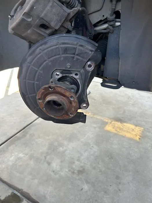 Anto’s Auto service 9