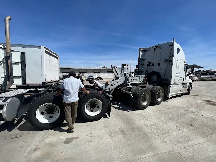 King Truck Trailer Repair 0