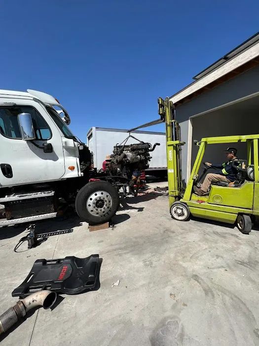 King Truck Trailer Repair 3