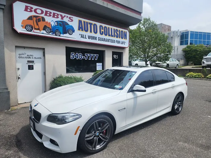 Bobby's Auto Collision 8