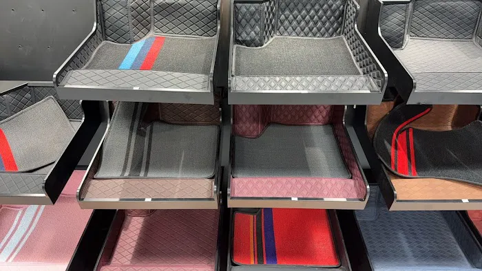 Prince Custom Auto 3