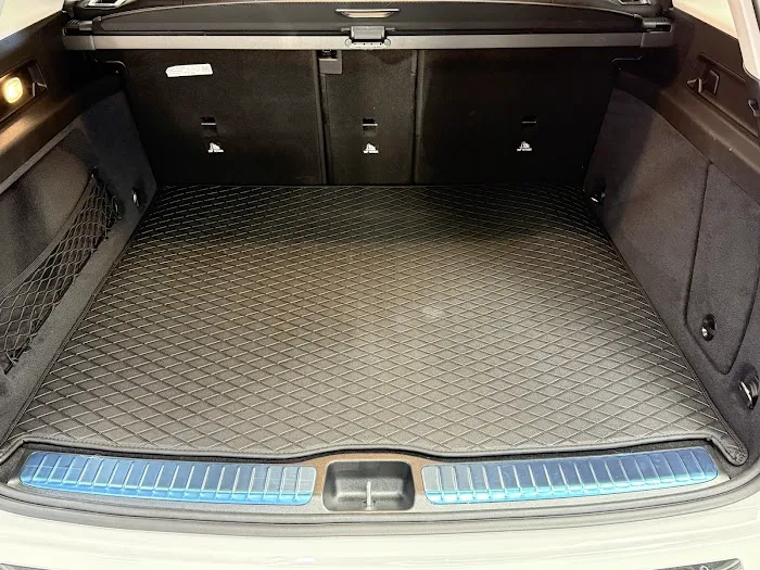 Prince Custom Auto 9