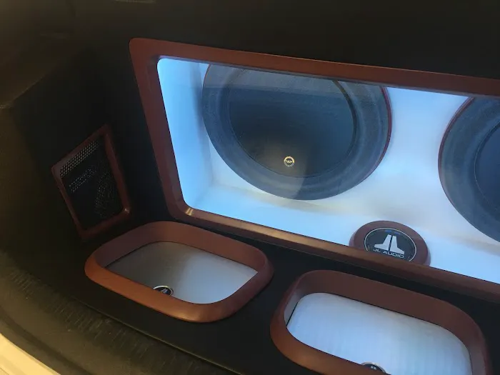 Infiniti Auto Sound & Security 8