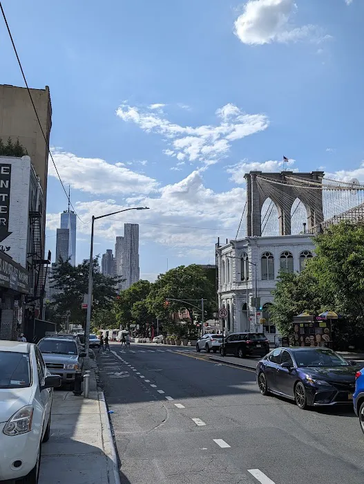 Sam's Auto Body Shop 3