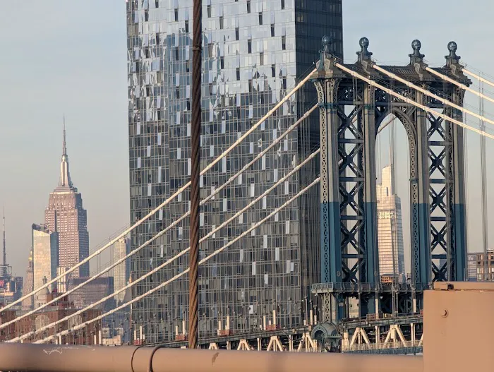 Sam's Auto Body Shop 1