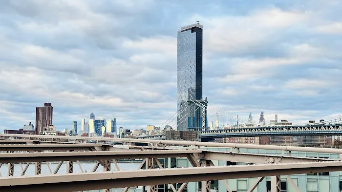 Sam's Auto Body Shop 7