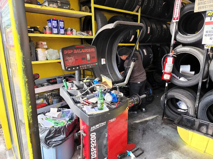 TIRE SHOP 24/7. FLAT FIX Coney Island (Road service) 8