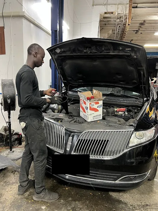 New City Link Auto Body & Repair 1