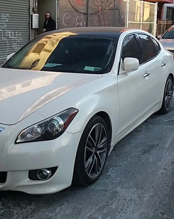 Kings INFINITI Service and Parts Center 2