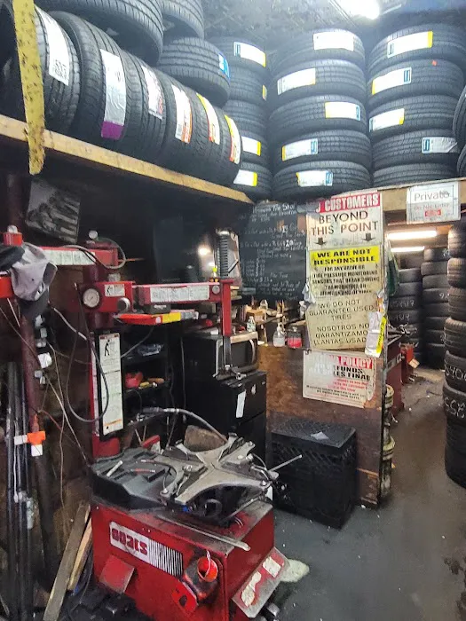 Hermanos Tire Shop 6