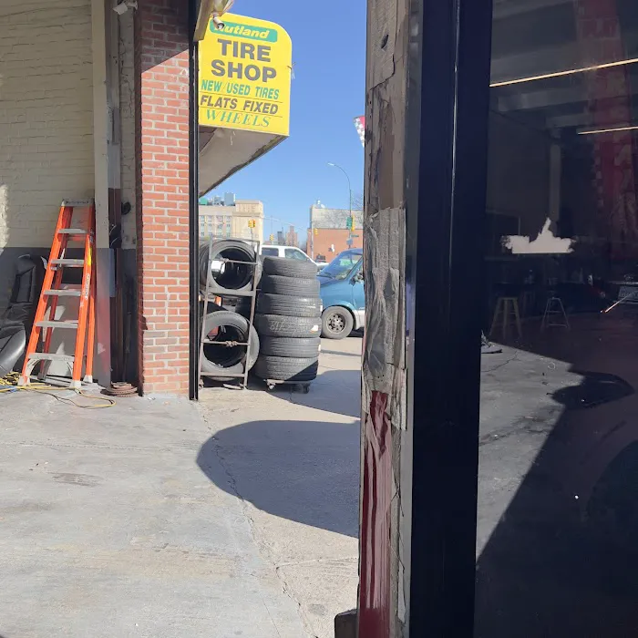 Auto Tech Car Stereo 0