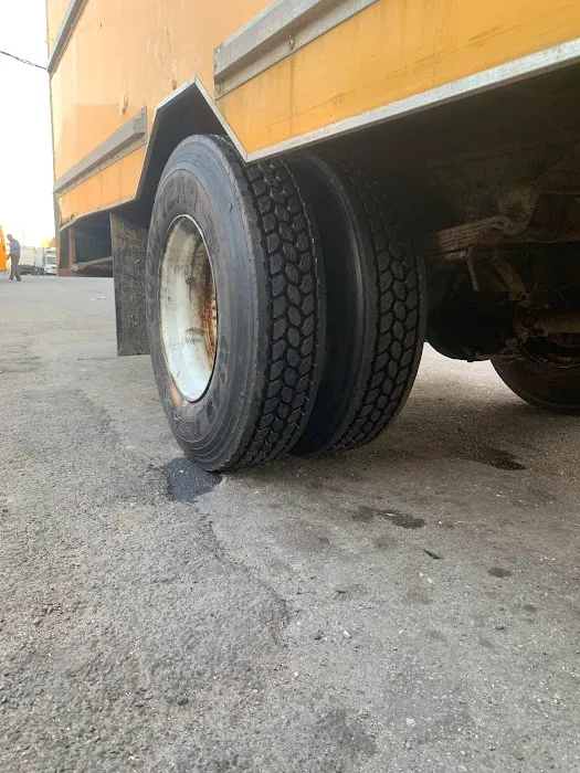 TRUCK TIRE & MOBILE TIRE SERVICE CENTER 3
