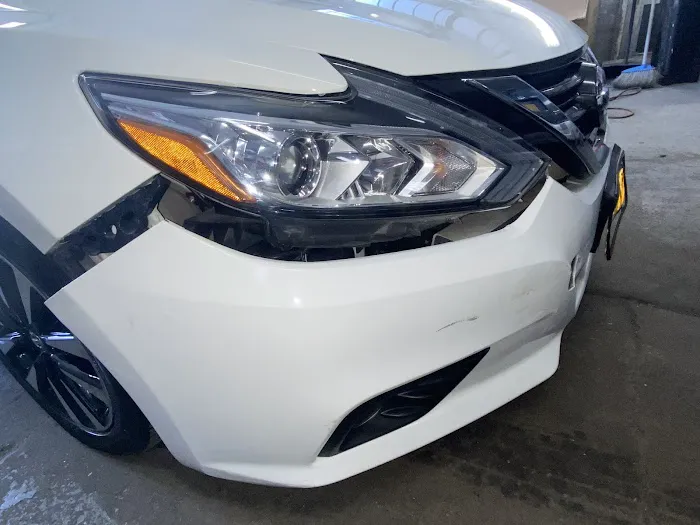 4 Bears Auto Repair & Collision 5
