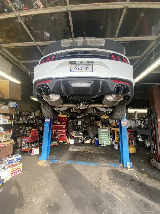 Trio Auto Center 9
