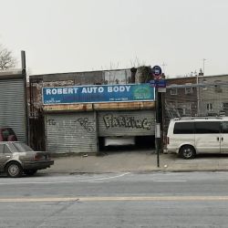 Robert Auto Body ico