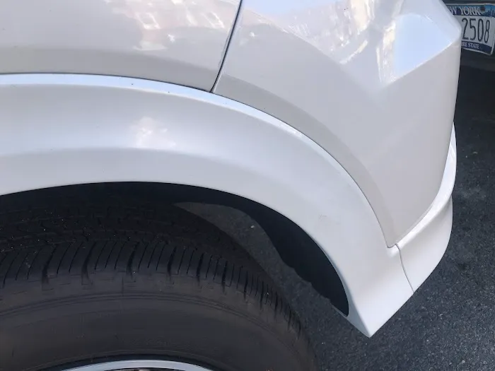 Robert Auto Body 4