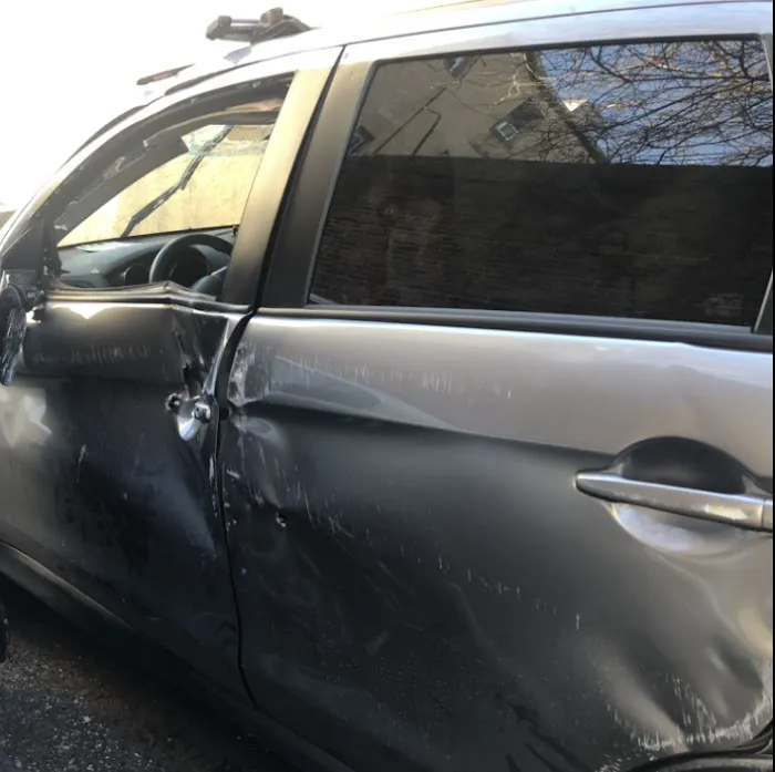 De-Ko Auto Body 3