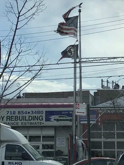 De-Ko Auto Body 0