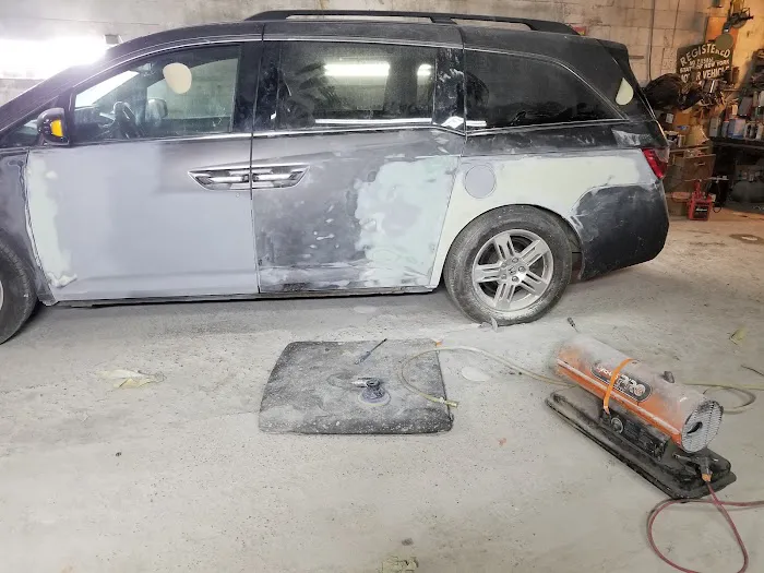 Vivar Auto Body 2