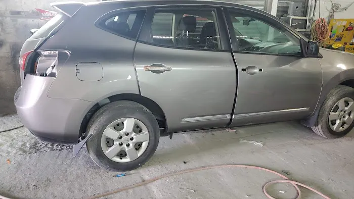 Vivar Auto Body 3