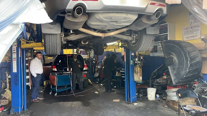 S M AUTO TECH 0