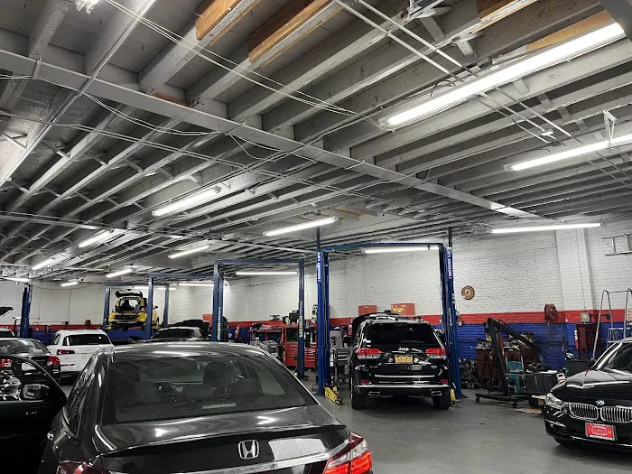 Tolima's Auto Center 2