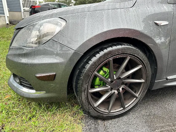 Tolima's Auto Center 4