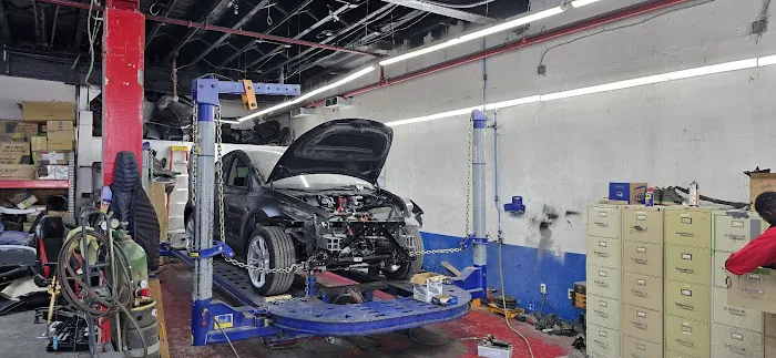 BD Auto Repair & Collision 7