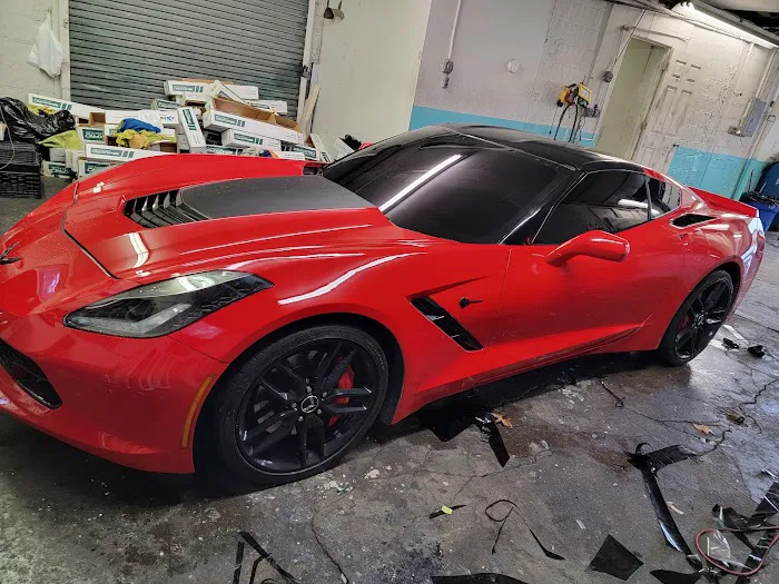 Kustom Window Tinting 7